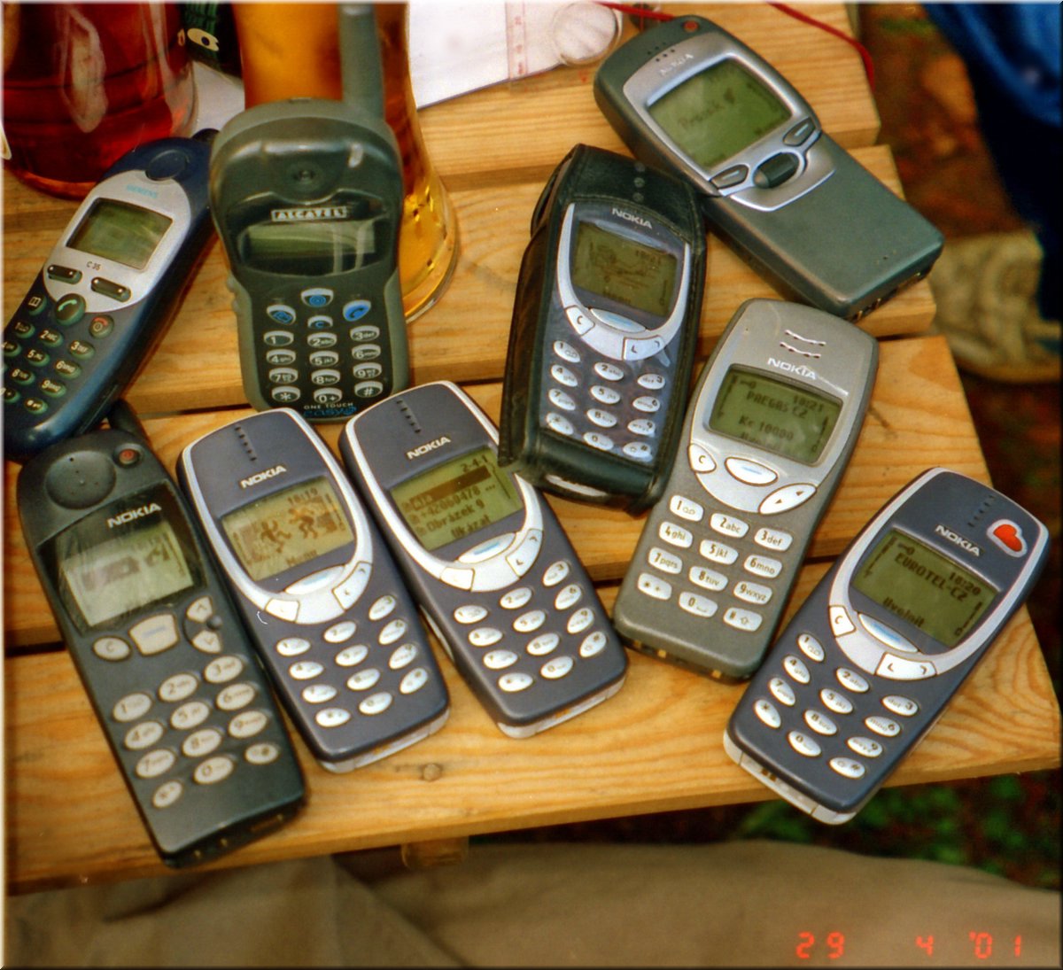 2001-04-27 BBCC PraSka3 Survival mobily18 ---zneg.jpg