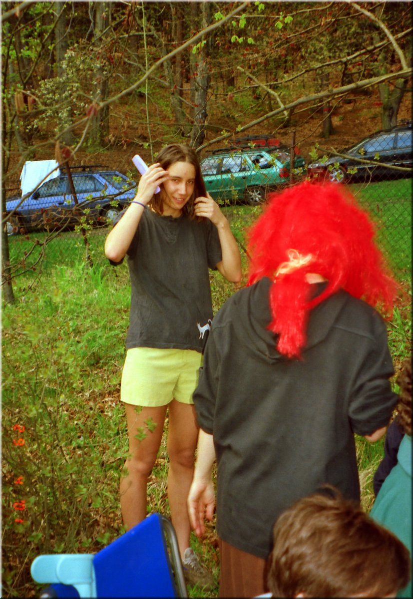 2001-04-27 BBCC PraSka3 Survival nazahrade21 ---zneg.jpg