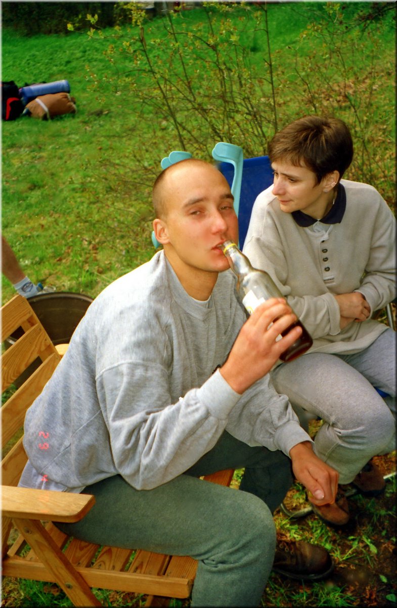 2001-04-27 BBCC PraSka3 Survival nazahrade35 ---zneg.jpg