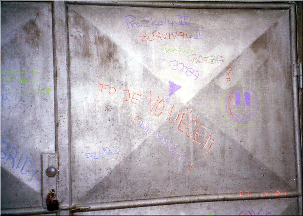 2001-04-27 BBCC PraSka3 Survival vratagaraze34 ---zneg.jpg