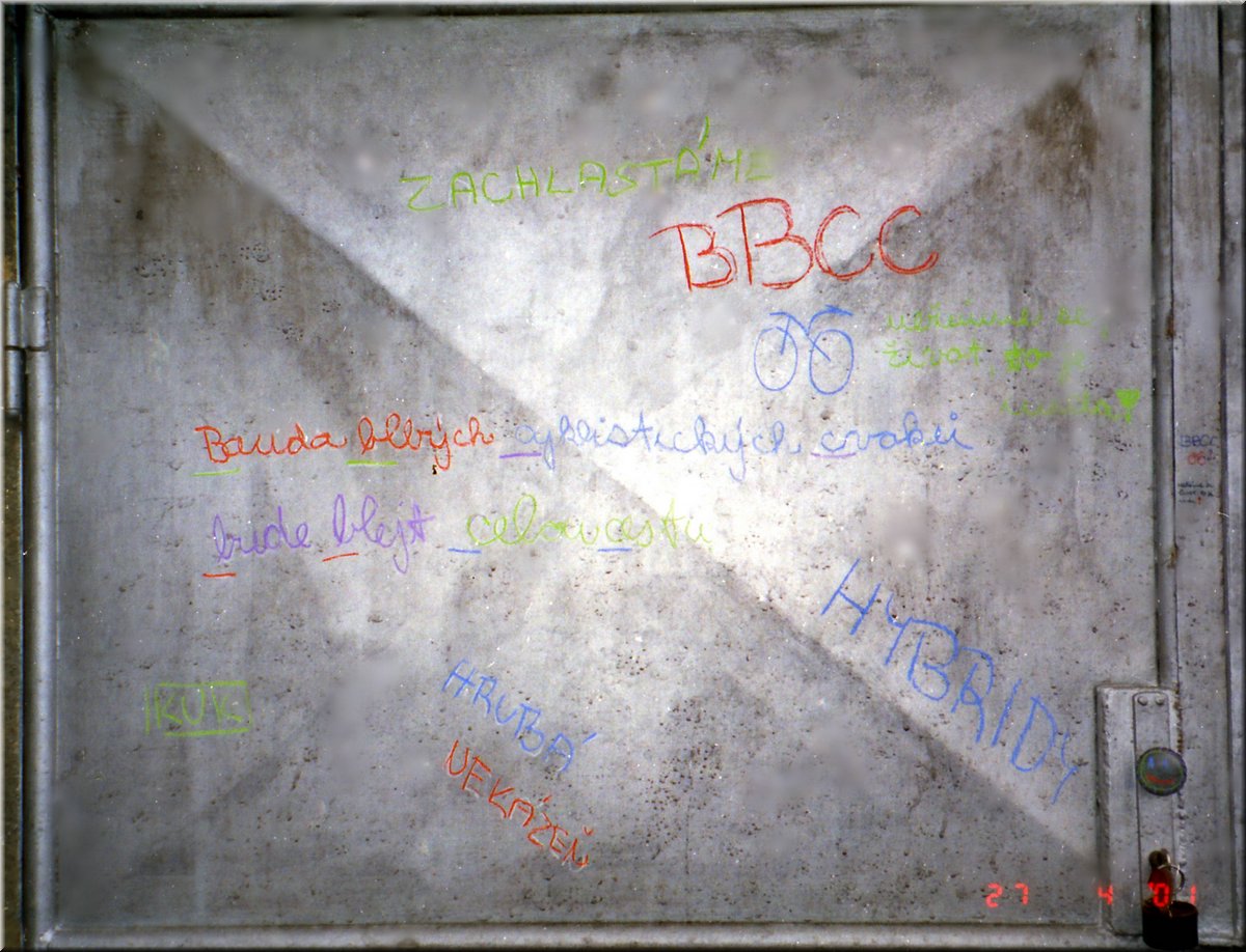 2001-04-27 BBCC PraSka3 Survival vratagaraze35 ---zneg.jpg