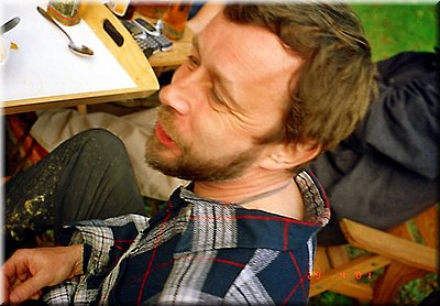 2001-04-27 BBCC PraSka3 Survival nazahrade29 ---zneg.jpg